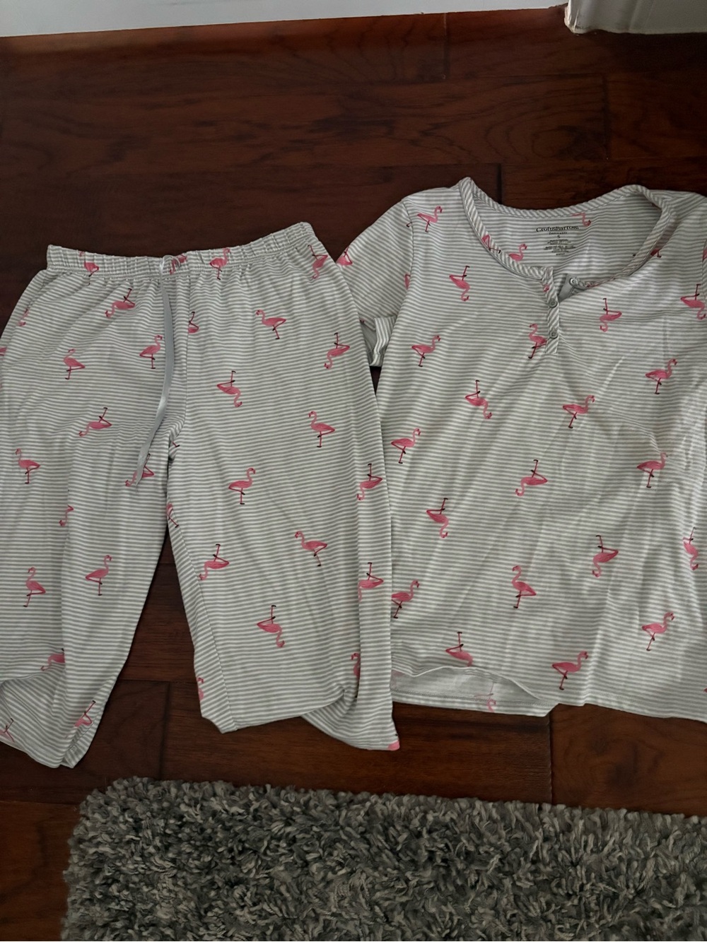 Women’s Pink Flamingo Stripe Pajama Set .Croft and barrow- size S